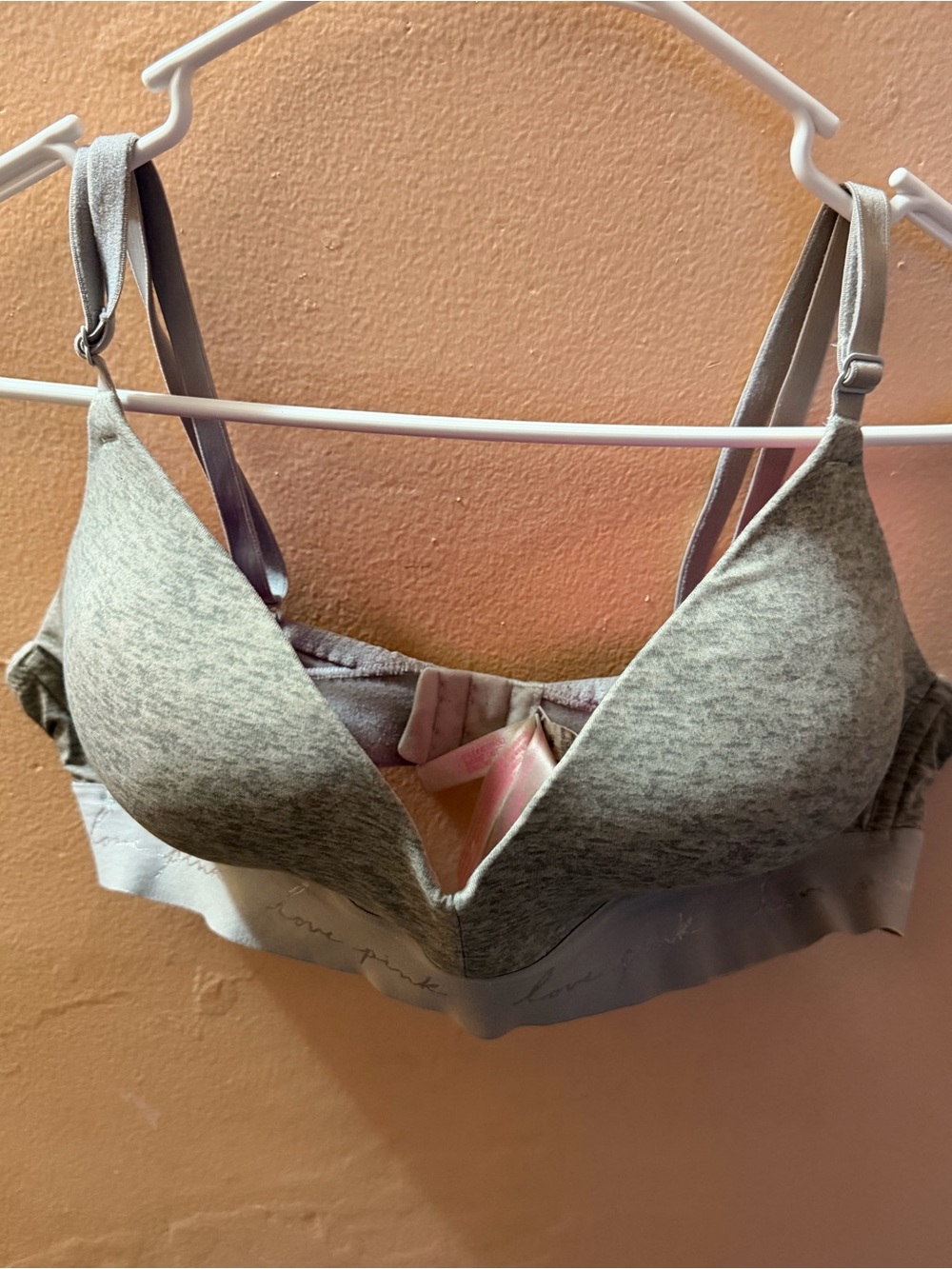 PINK VS Women's Wireless Lightly Padded Bra